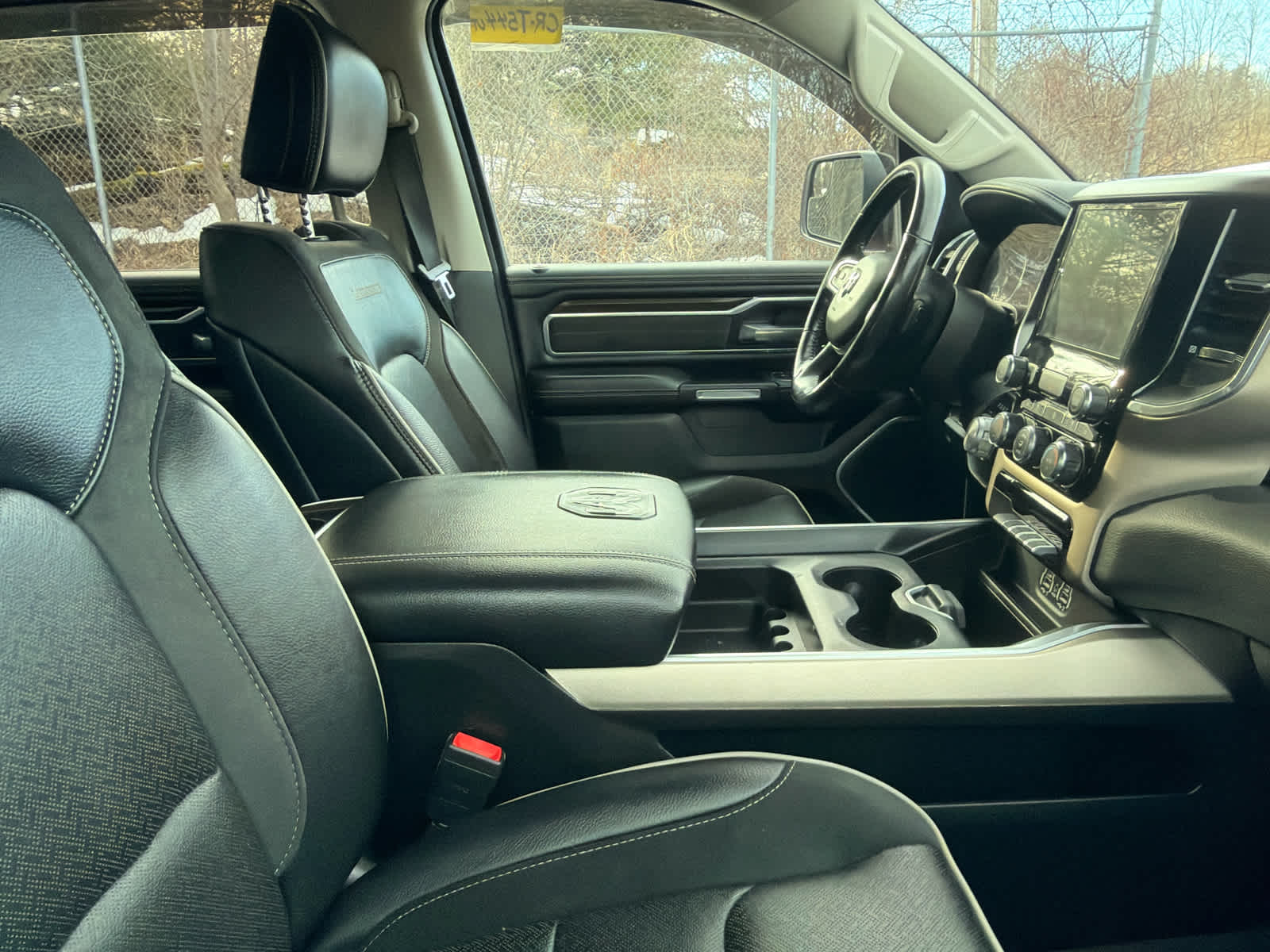 2022 RAM 1500 Laramie Crew Cab 4x4 5'7" Box