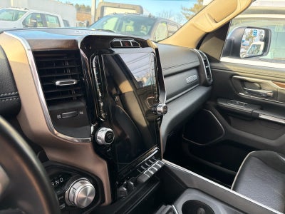 2021 RAM 1500 Laramie Crew Cab 4x4 5'7" Box