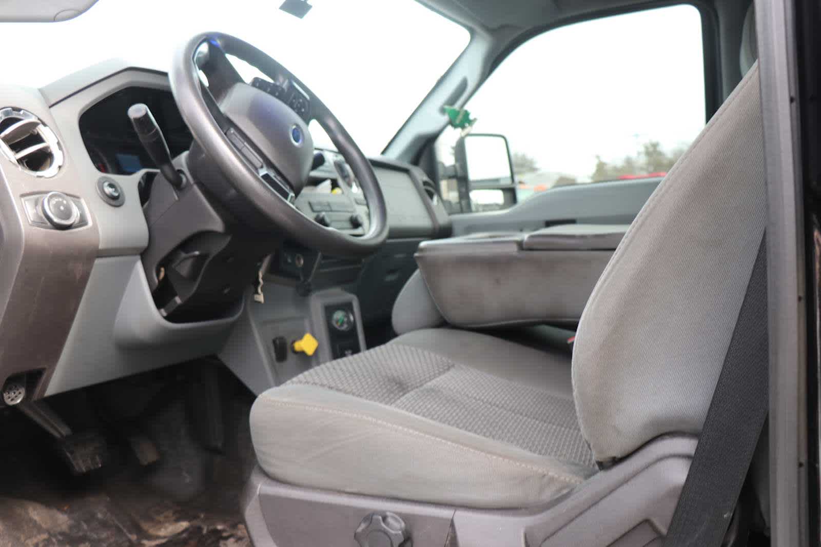 2022 Ford F-650 Straight Frame NA