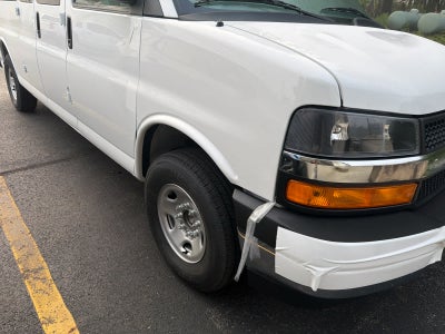 2026 Chevrolet Express Passenger LT