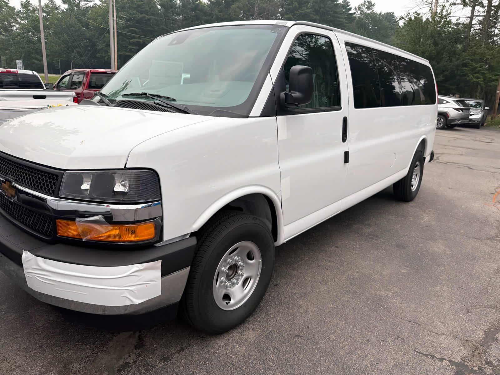 2026 Chevrolet Express Passenger LT