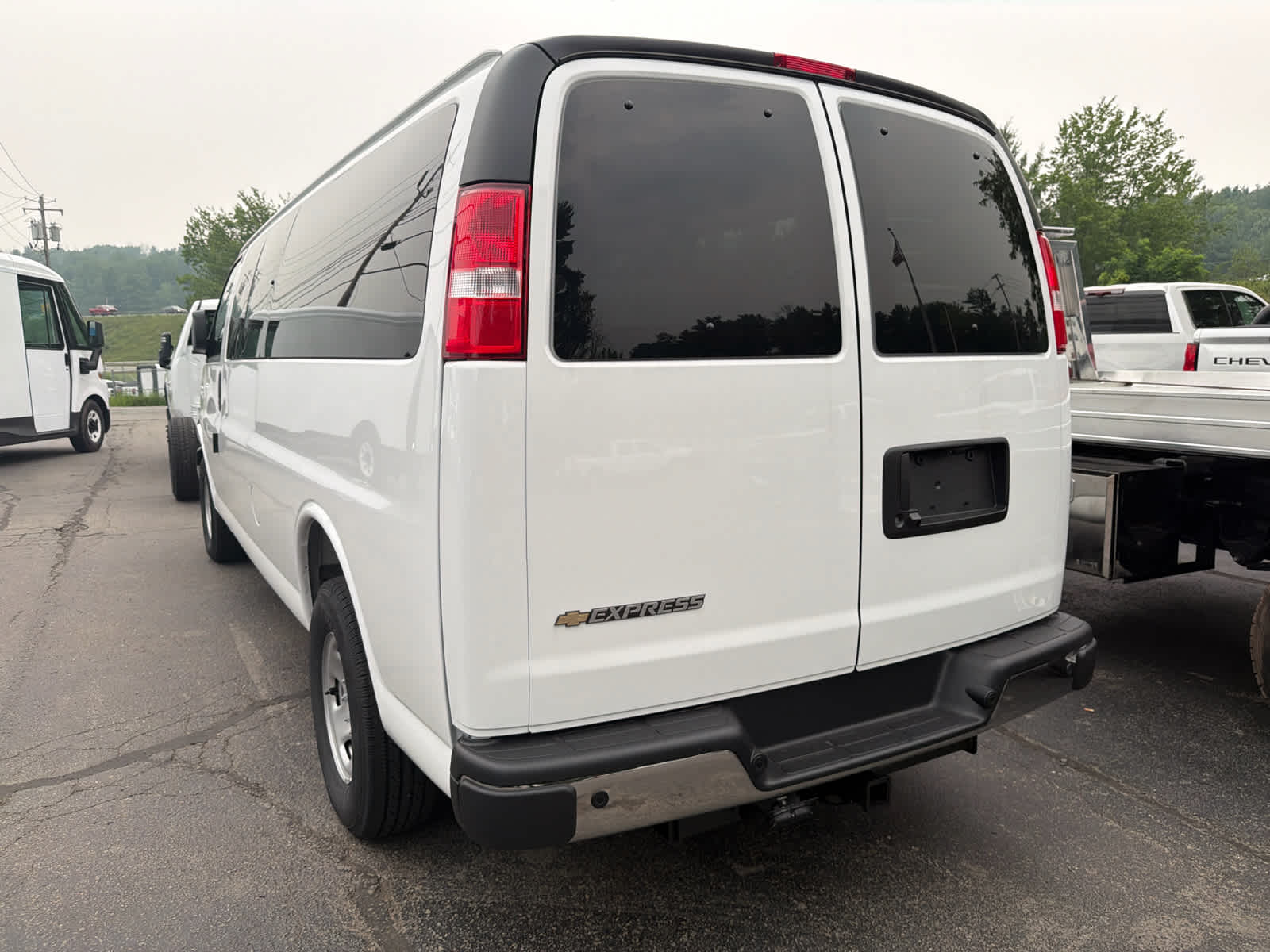 2026 Chevrolet Express Passenger LT