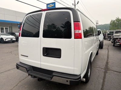 2026 Chevrolet Express Passenger LT