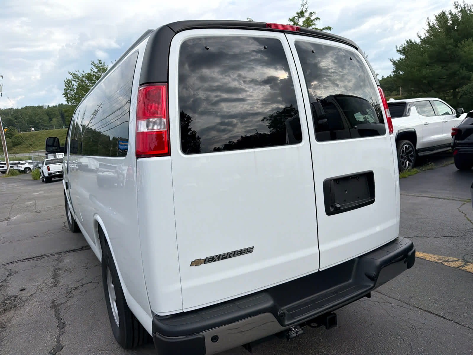 2026 Chevrolet Express Passenger LT