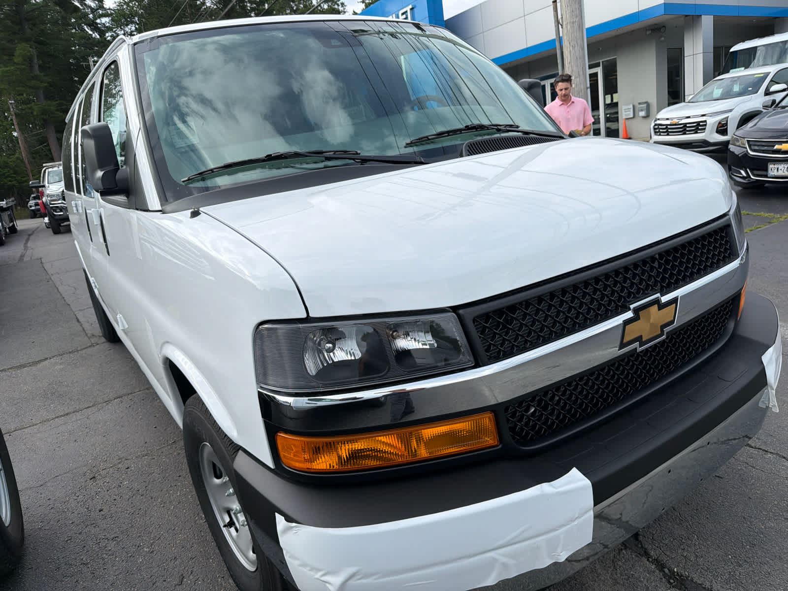 2026 Chevrolet Express Passenger LT