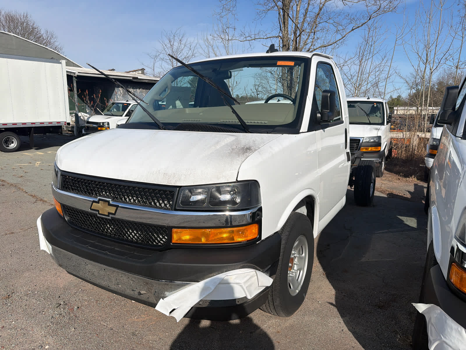 2023 Chevrolet Express Cutaway 3500 1WT