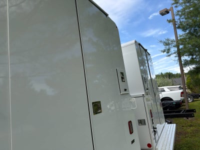 2023 Chevrolet Express Cutaway 3500 1WT