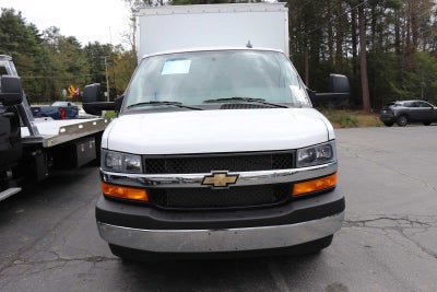 2025 Chevrolet Express Cutaway 3500 1WT
