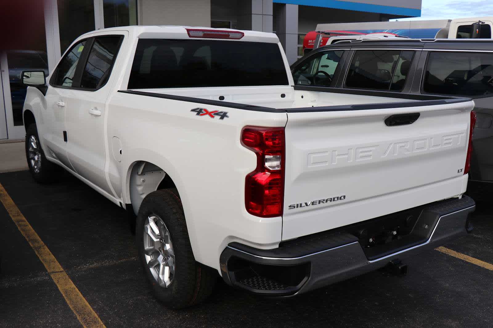 2026 Chevrolet Silverado 1500 LT (2FL)
