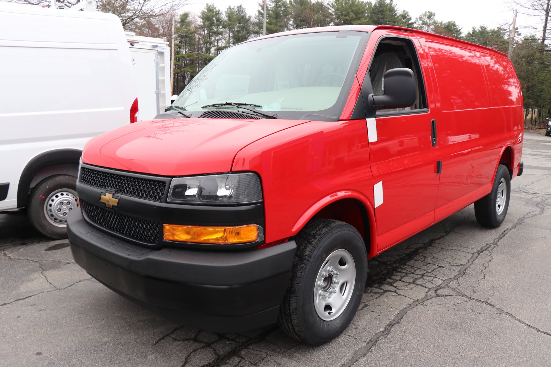 2026 Chevrolet Express Cargo WT