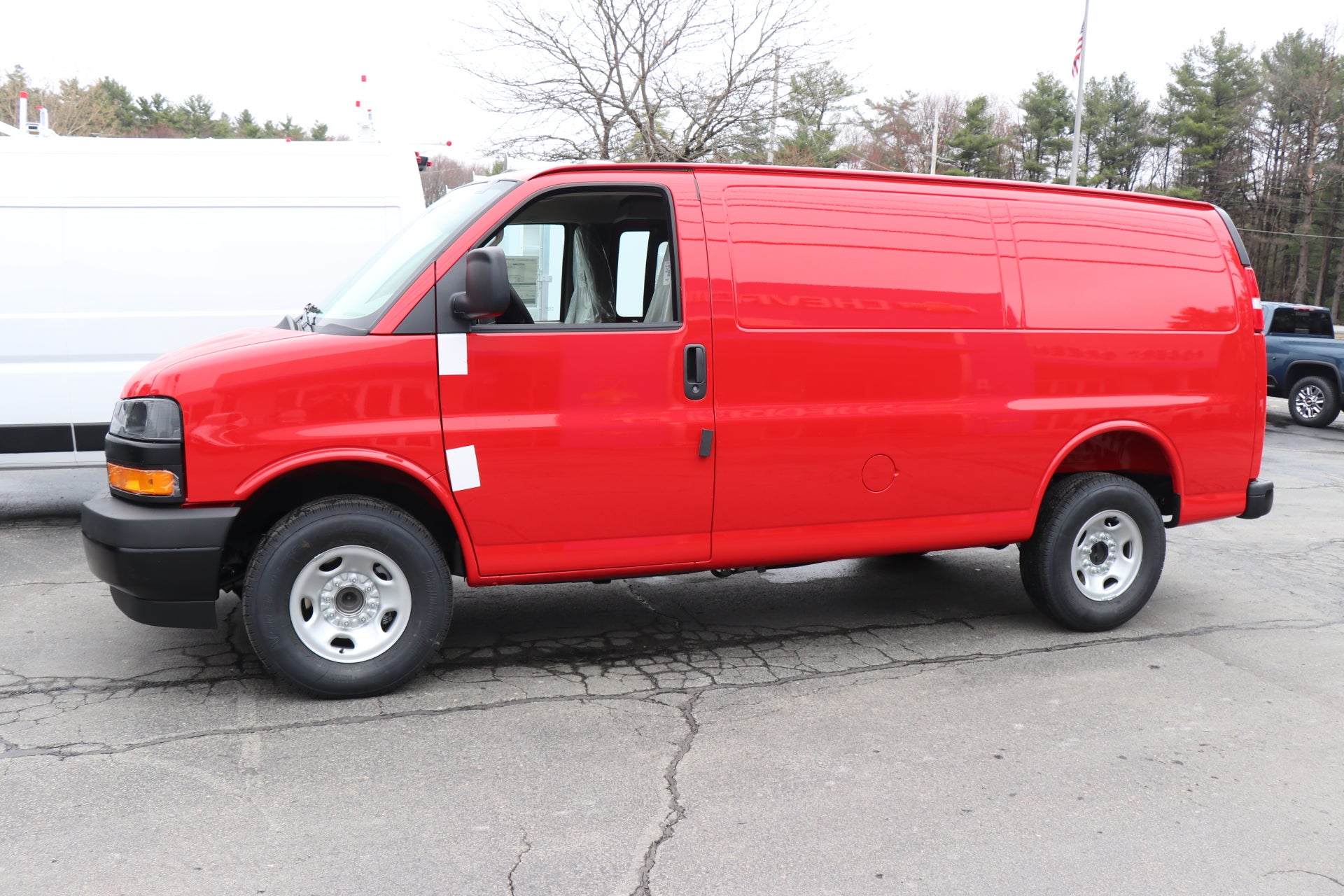 2026 Chevrolet Express Cargo WT
