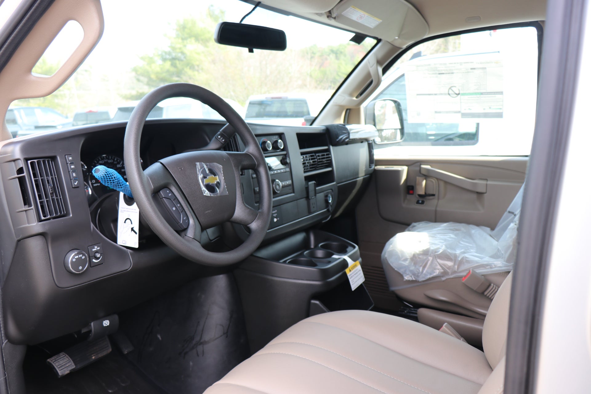 2026 Chevrolet Express Cargo WT