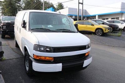 2025 Chevrolet Express Cargo 3500 WT
