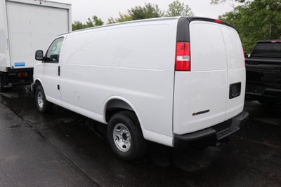 2025 Chevrolet Express Cargo 3500 WT