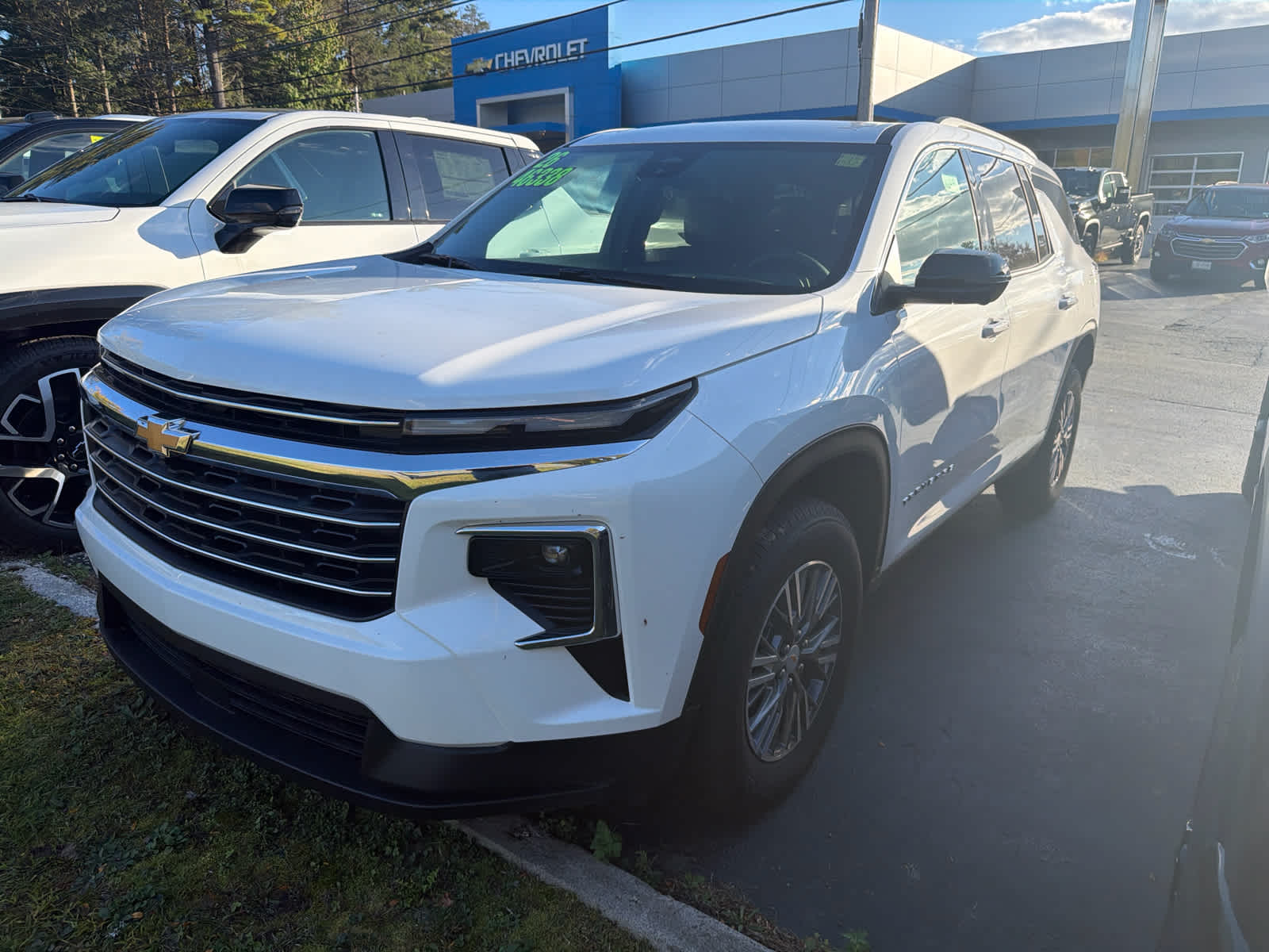 2027 Chevrolet Traverse LT