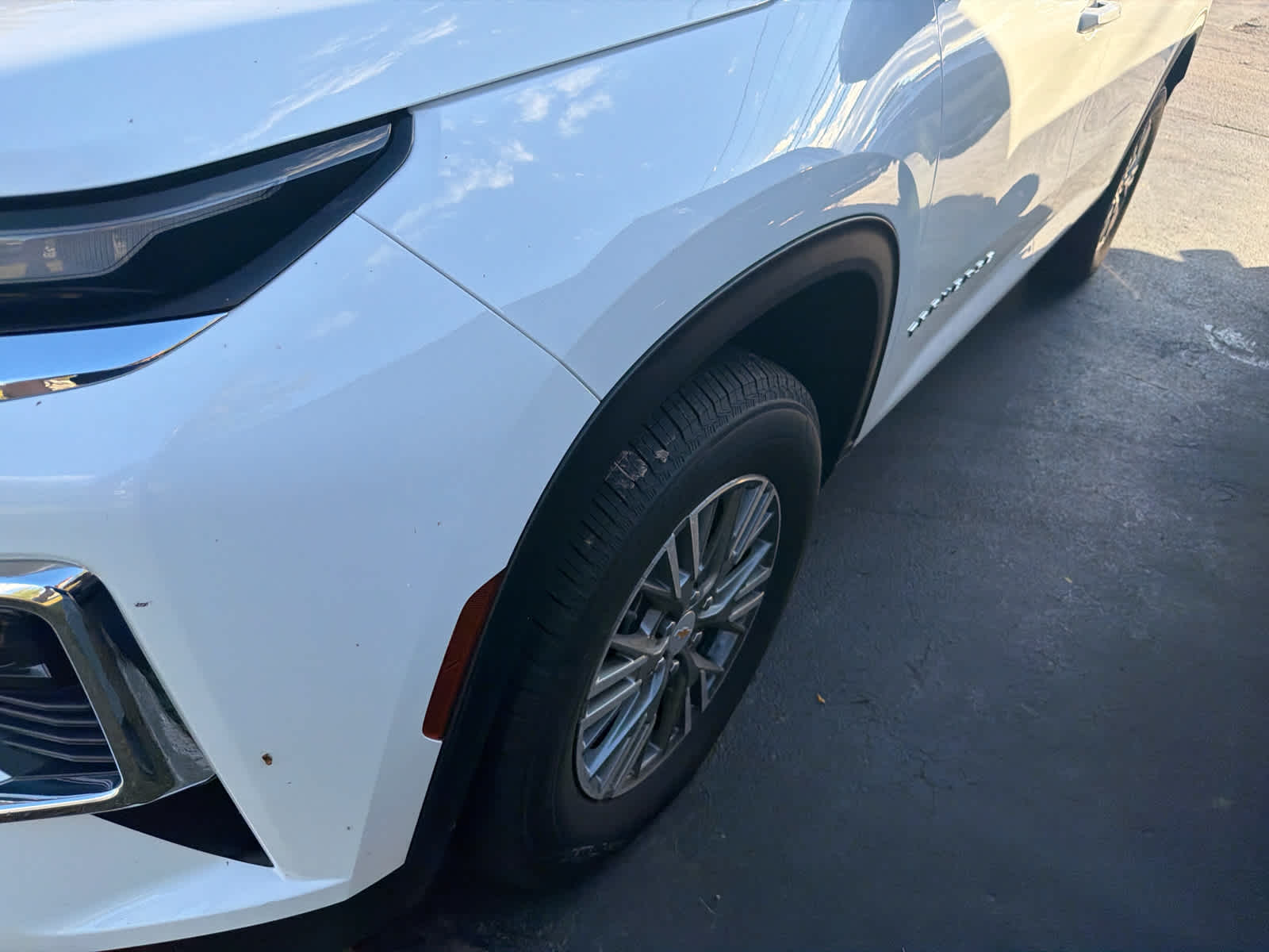 2027 Chevrolet Traverse LT
