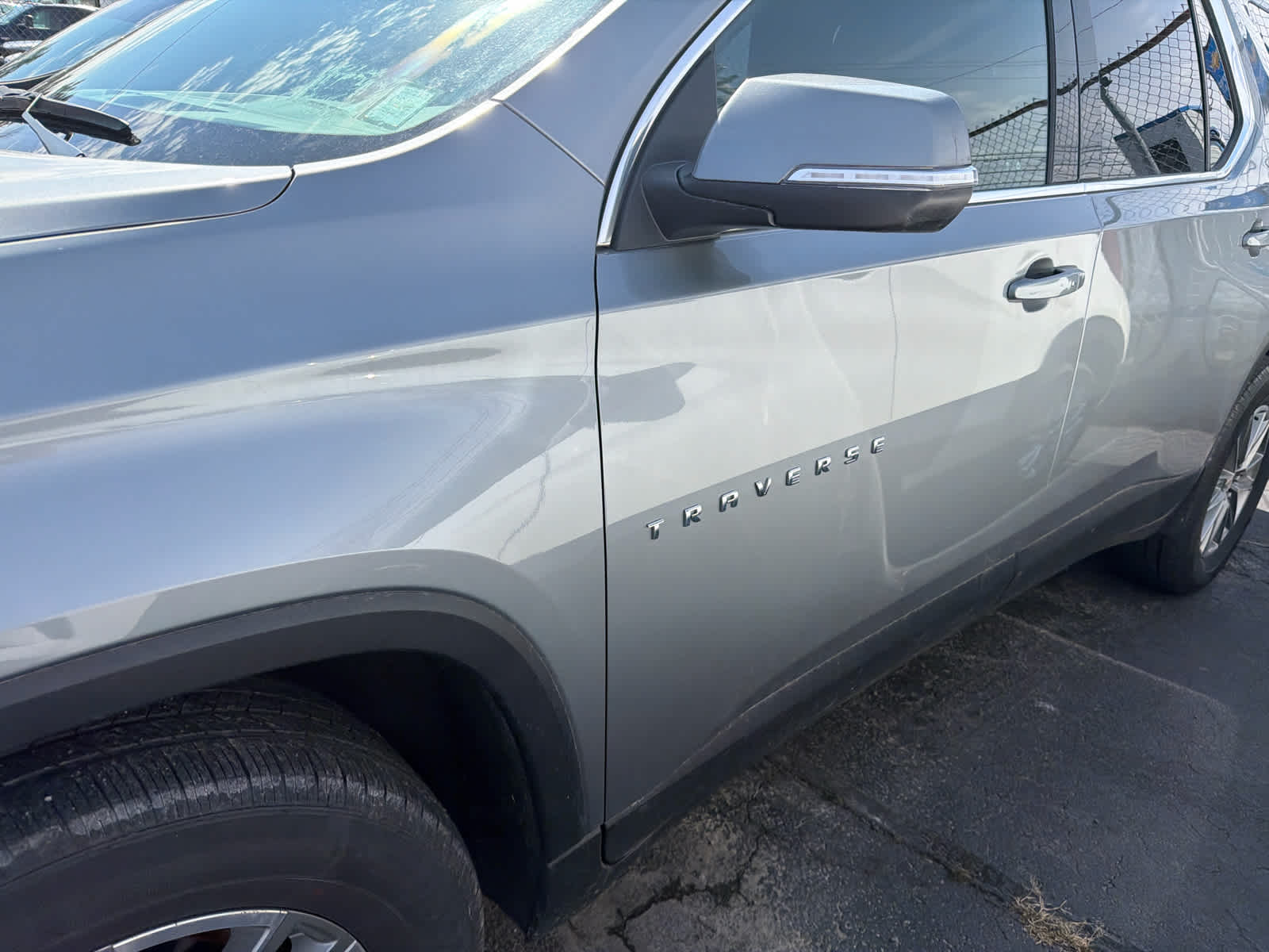 2023 Chevrolet Traverse LT Cloth