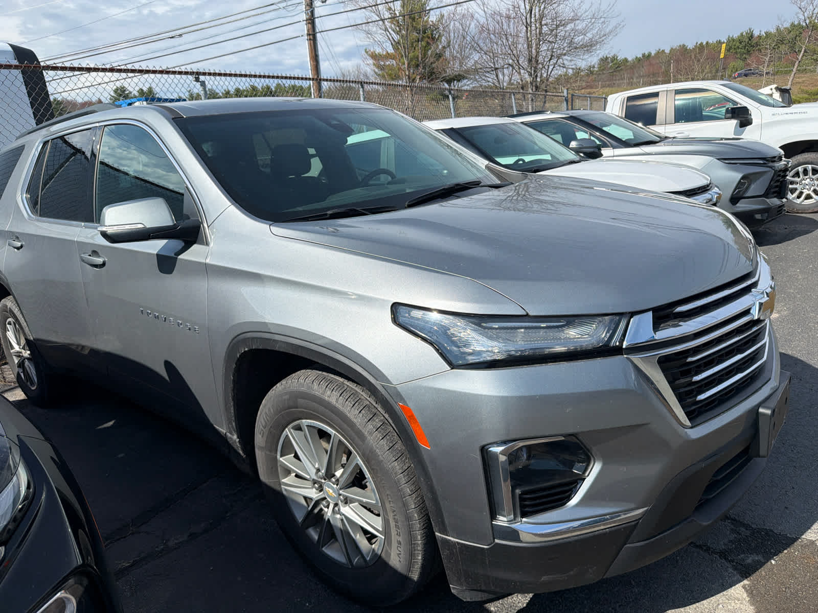 2023 Chevrolet Traverse LT Cloth