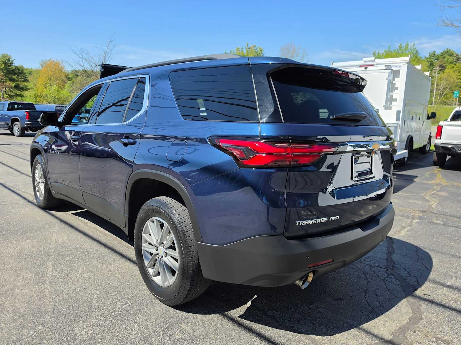 2023 Chevrolet Traverse LT Cloth