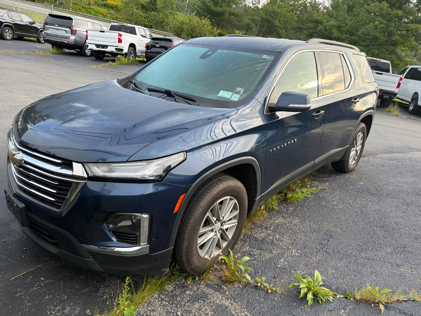 2023 Chevrolet Traverse LT Cloth