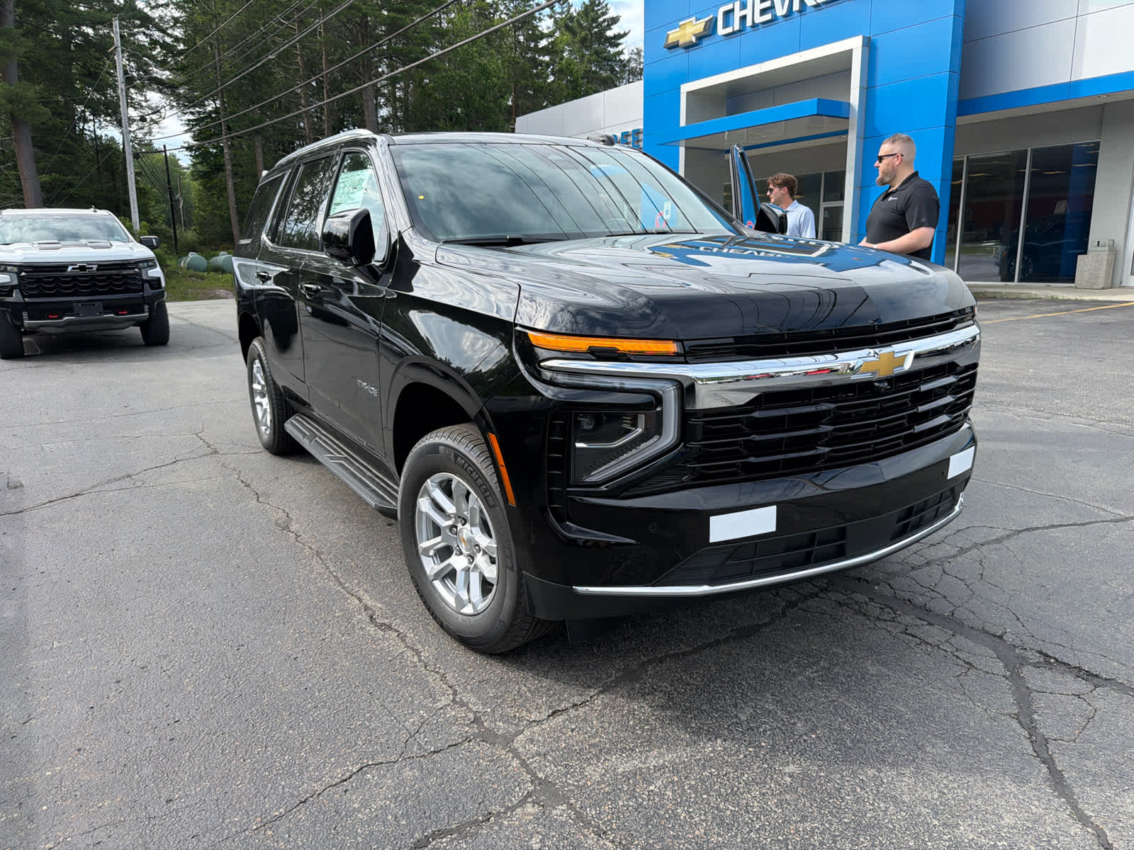 2026 Chevrolet Tahoe LS