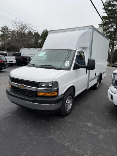 2025 Chevrolet Express Cutaway 3500 1WT