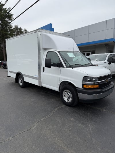 2025 Chevrolet Express Cutaway 3500 1WT