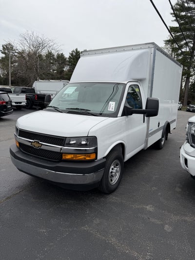 2025 Chevrolet Express Cutaway 3500 1WT