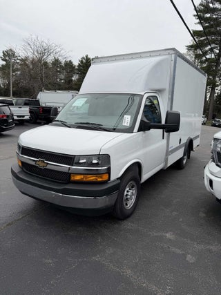 2025 Chevrolet Express Cutaway 3500 1WT