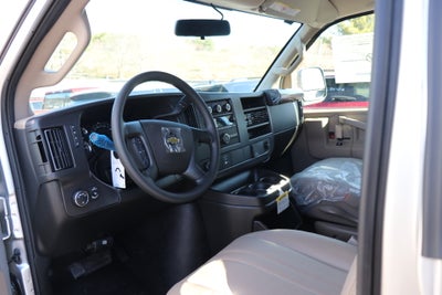 2026 Chevrolet Express Cutaway 3500 1WT