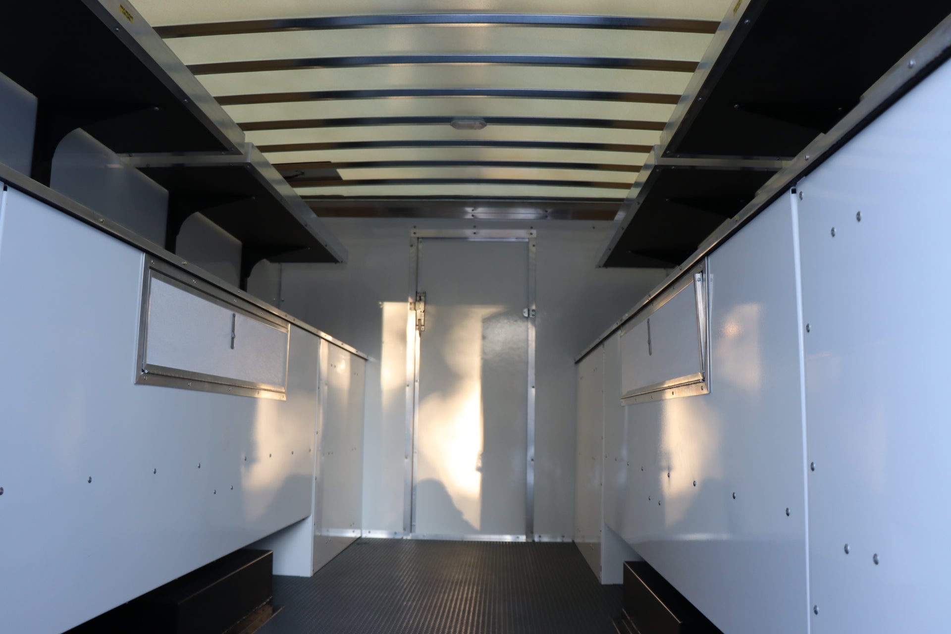 2025 Chevrolet Express Cutaway 4500 2WT