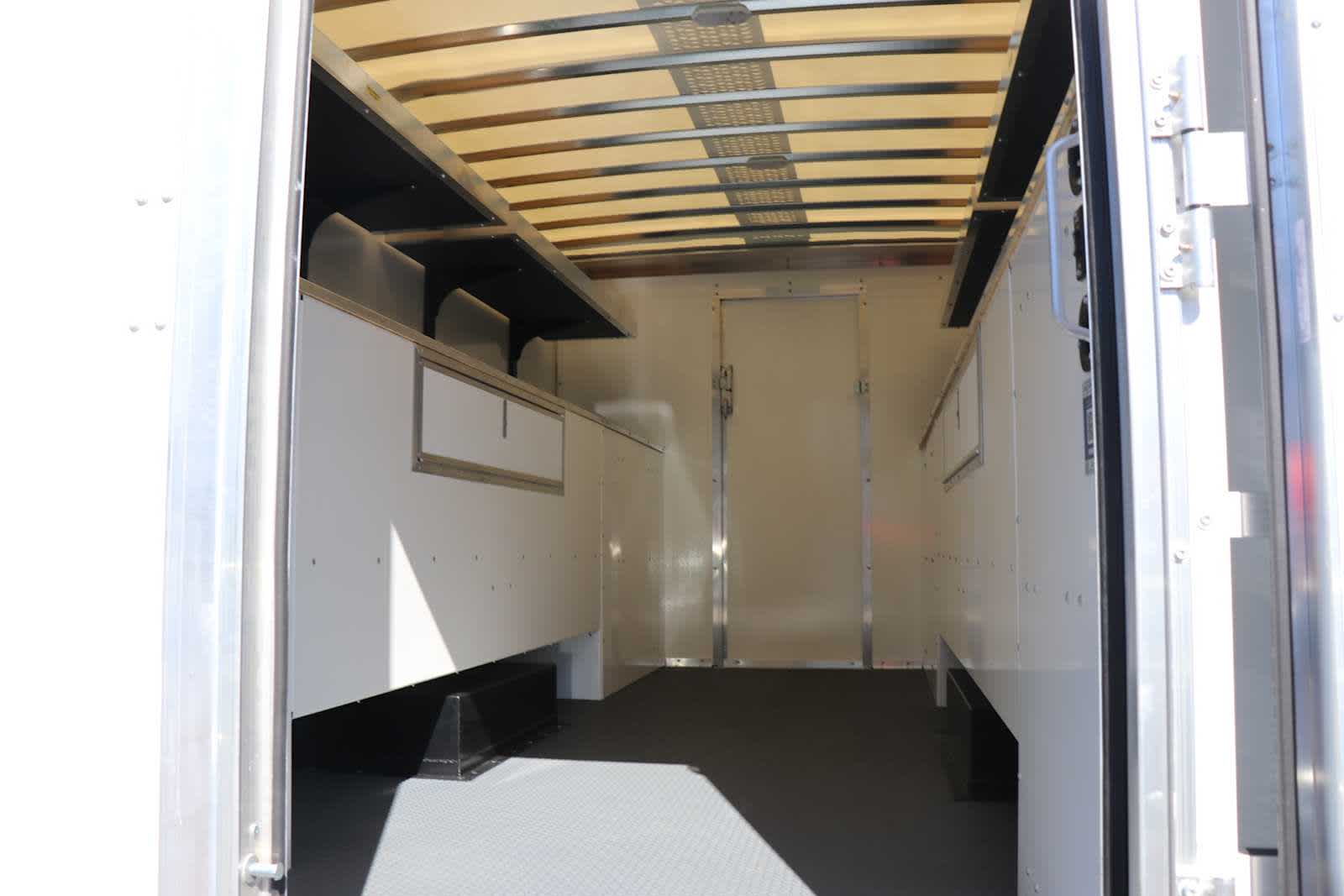 2026 Chevrolet Express Cutaway 4500 2WT
