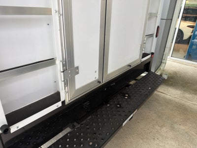 2026 Chevrolet Express Cutaway 4500 2WT