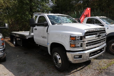 2024 Chevrolet Silverado 5500 HD Work Truck