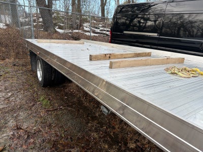 2024 Chevrolet Silverado 6500 HD Work Truck