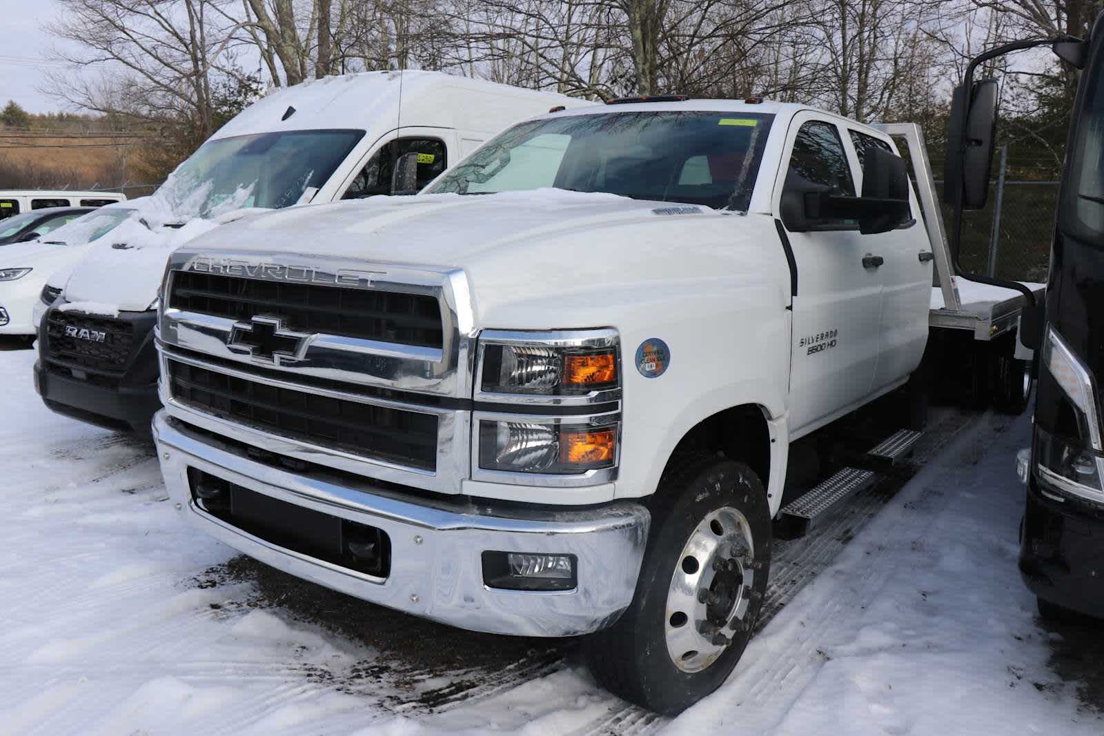 2024 Chevrolet Silverado 6500 HD Work Truck