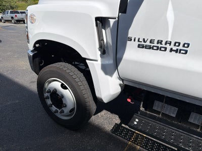 2024 Chevrolet Silverado 5500 HD Work Truck