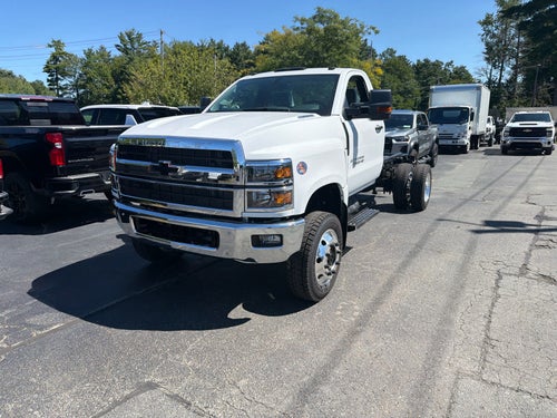 2026 Chevrolet Silverado 6500 HD Work Truck
