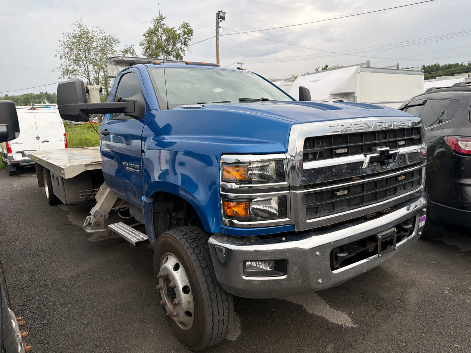 2023 Chevrolet Silverado 6500 HD Work Truck