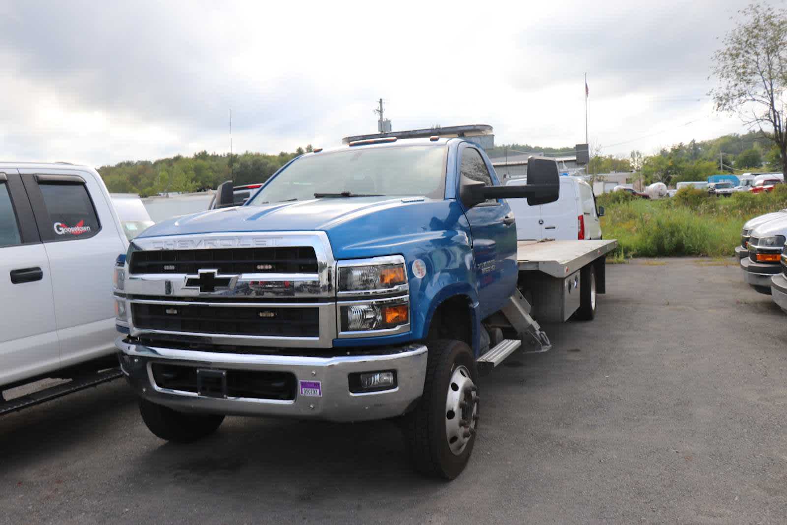 2023 Chevrolet Silverado 6500 HD Work Truck