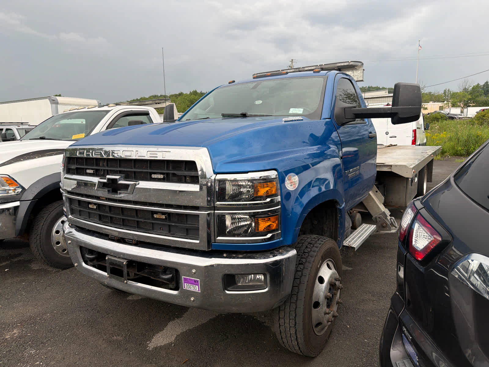 2023 Chevrolet Silverado 6500 HD Work Truck
