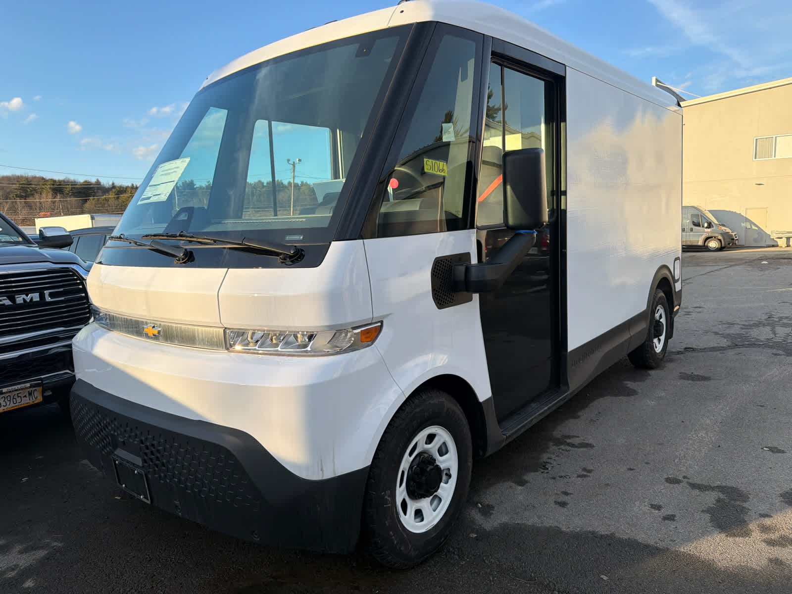 2025 Chevrolet BrightDrop 400 AWD 400