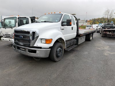 2015 Ford Super Duty F-650 Straight XL