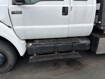 2015 Ford Super Duty F-650 Straight XL