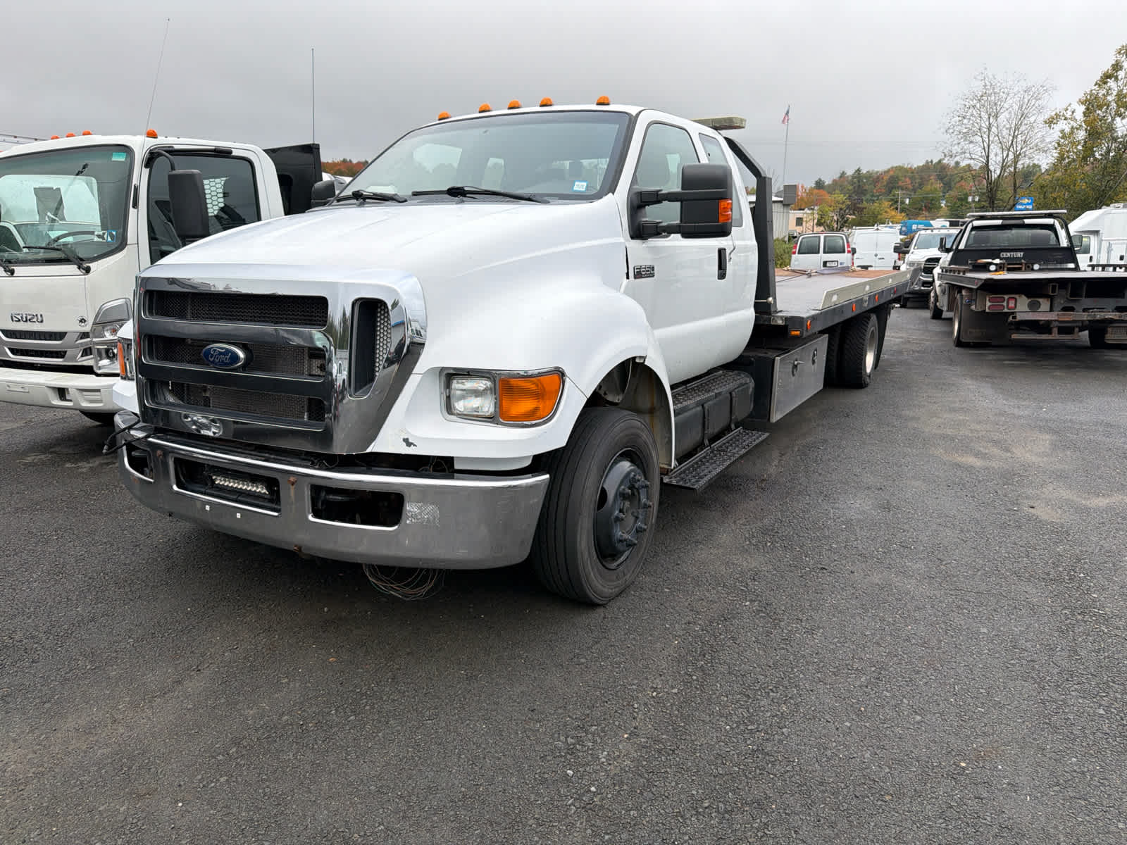 2015 Ford Super Duty F-650 Straight XL