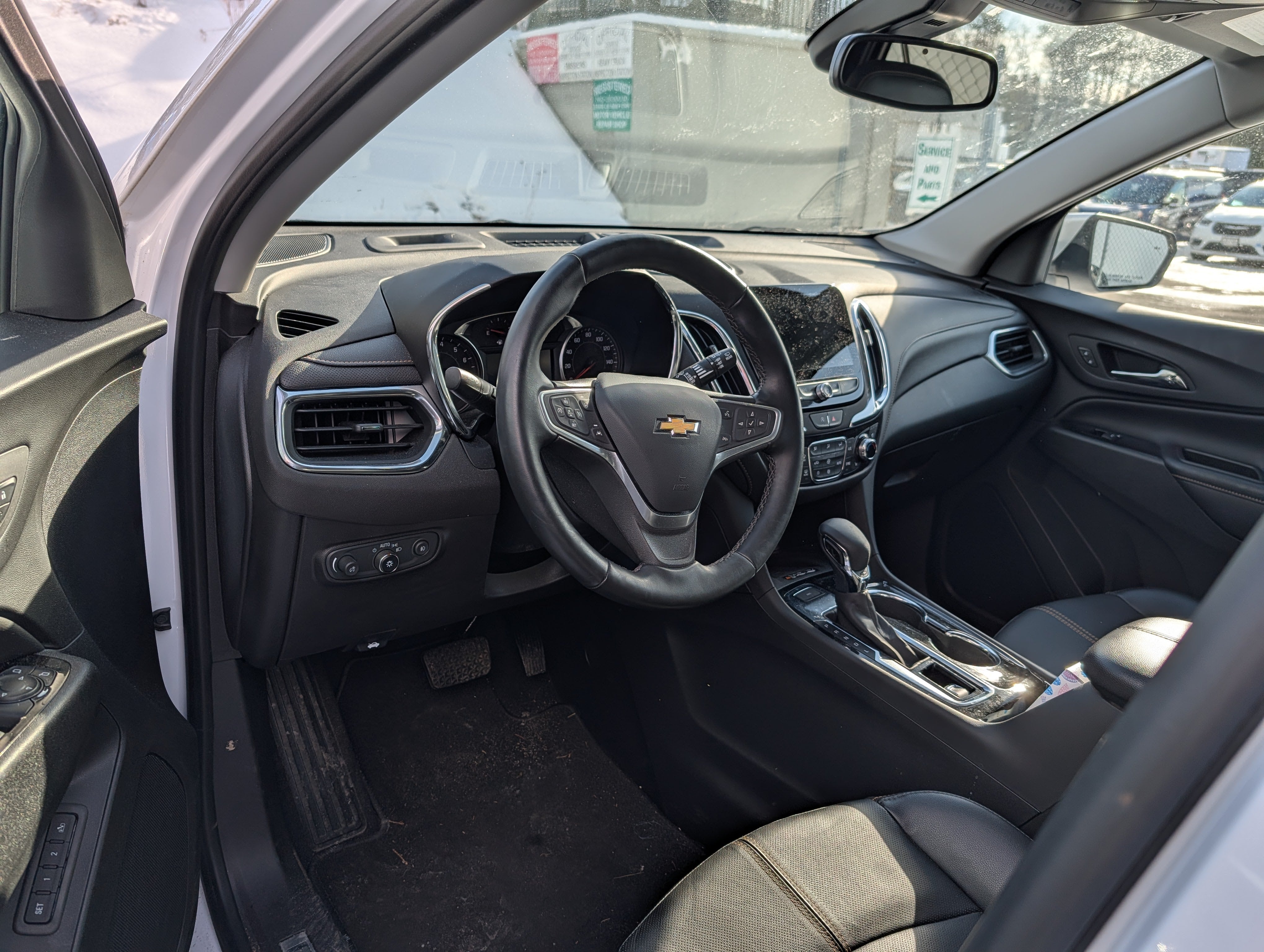 2023 Chevrolet Equinox Premier