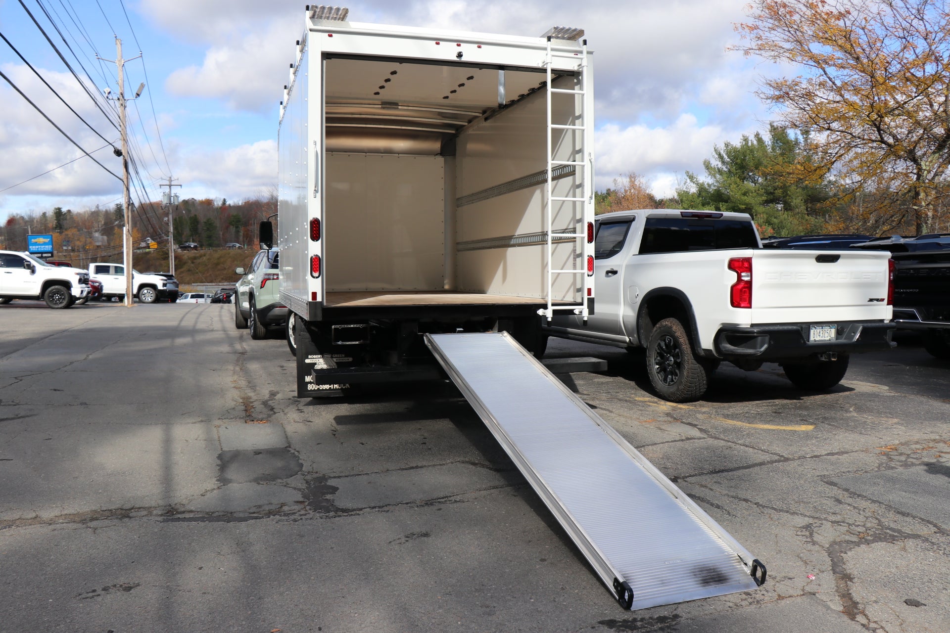 2024 Chevrolet Low Cab Forward 4500 NA