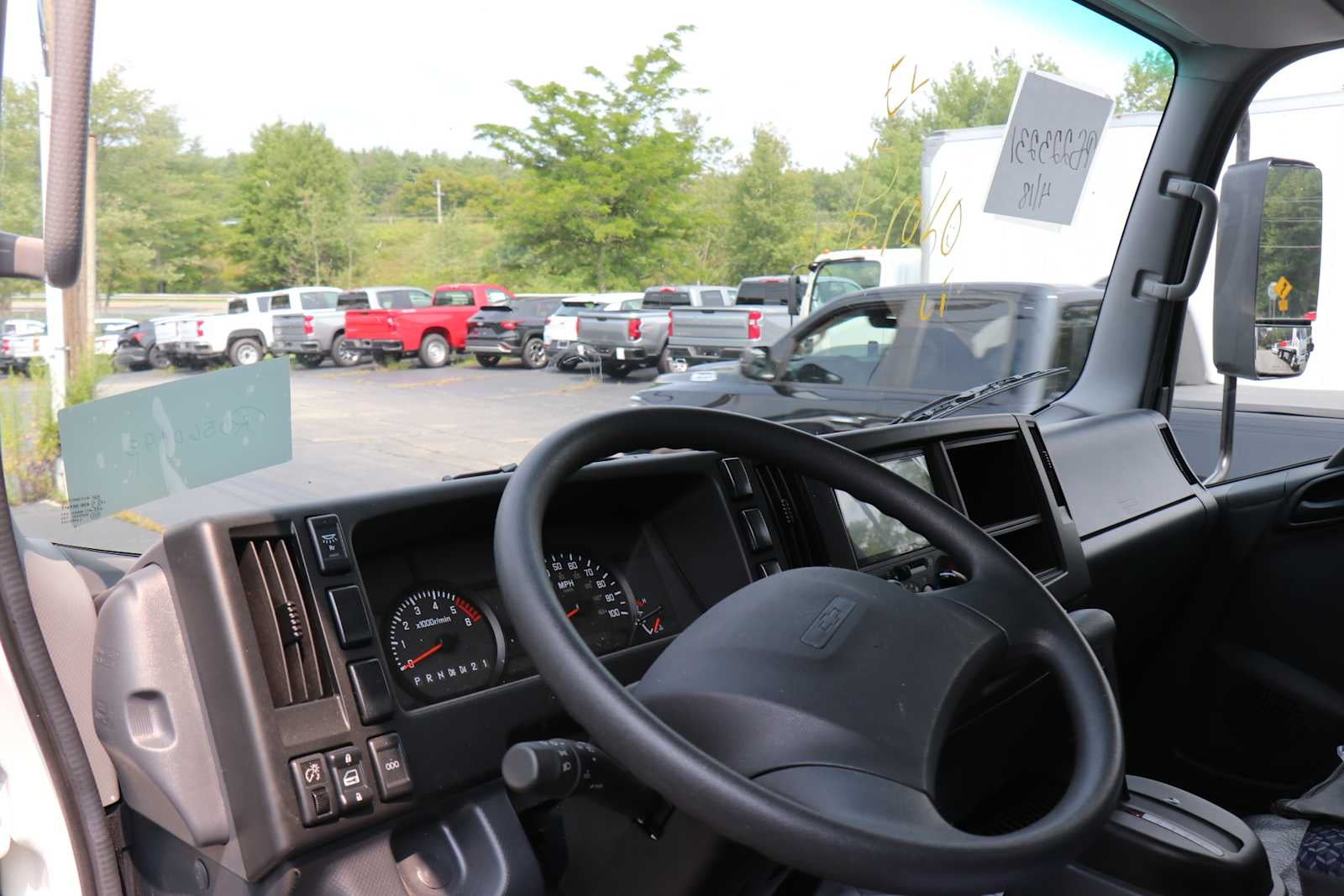 2024 Chevrolet Low Cab Forward 4500 HG NA