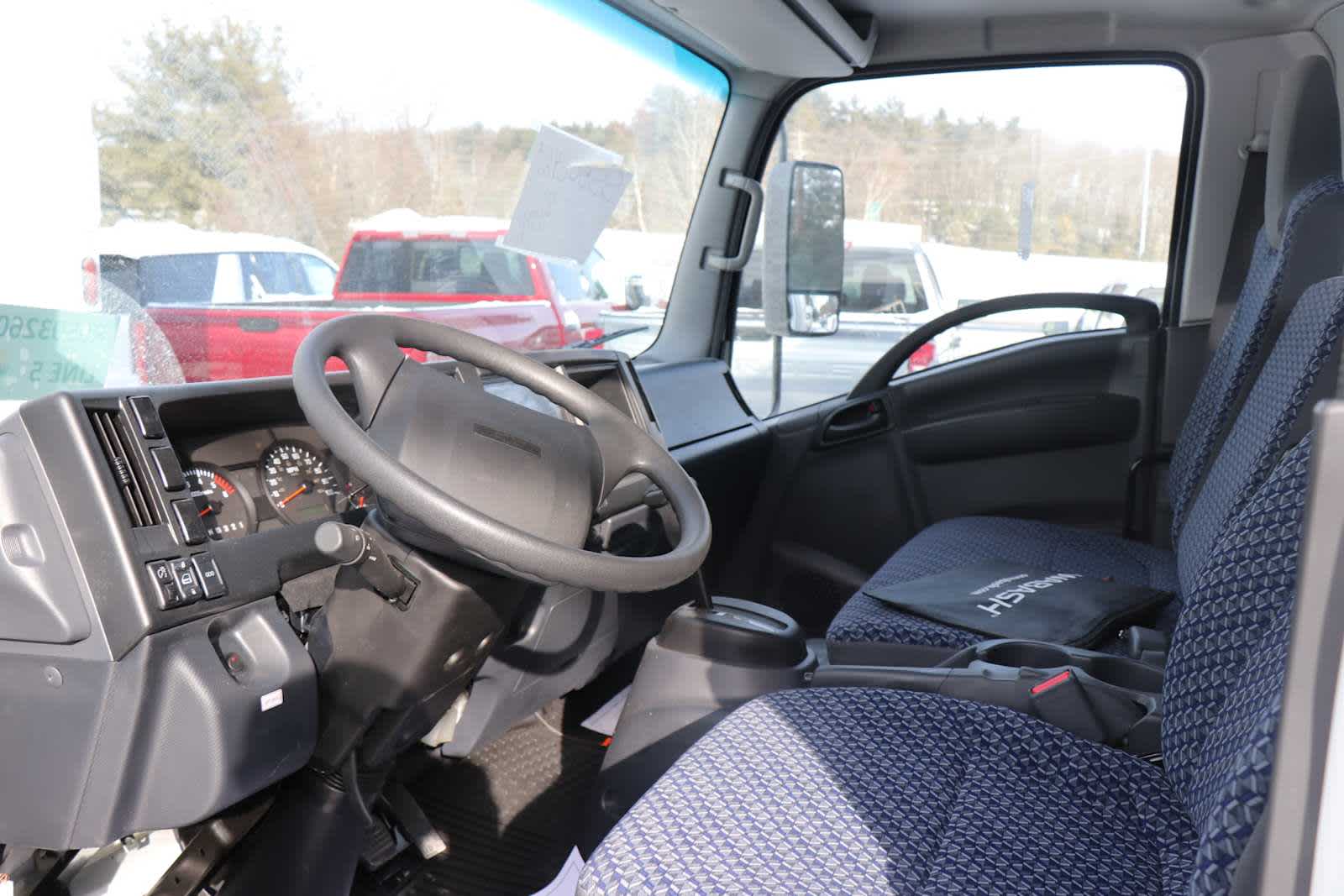 2025 Chevrolet Low Cab Forward 5500 HG NA