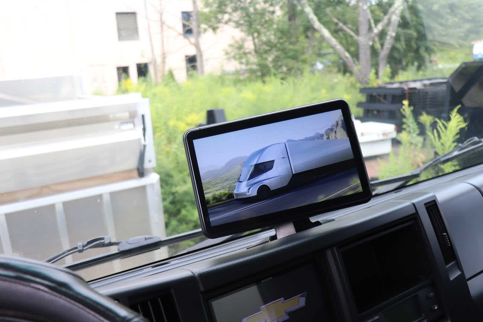 2023 Chevrolet Low Cab Forward 6500 XD NA